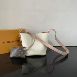 Picture of Louis Vuitton Handbags _SKUfw234162090fw